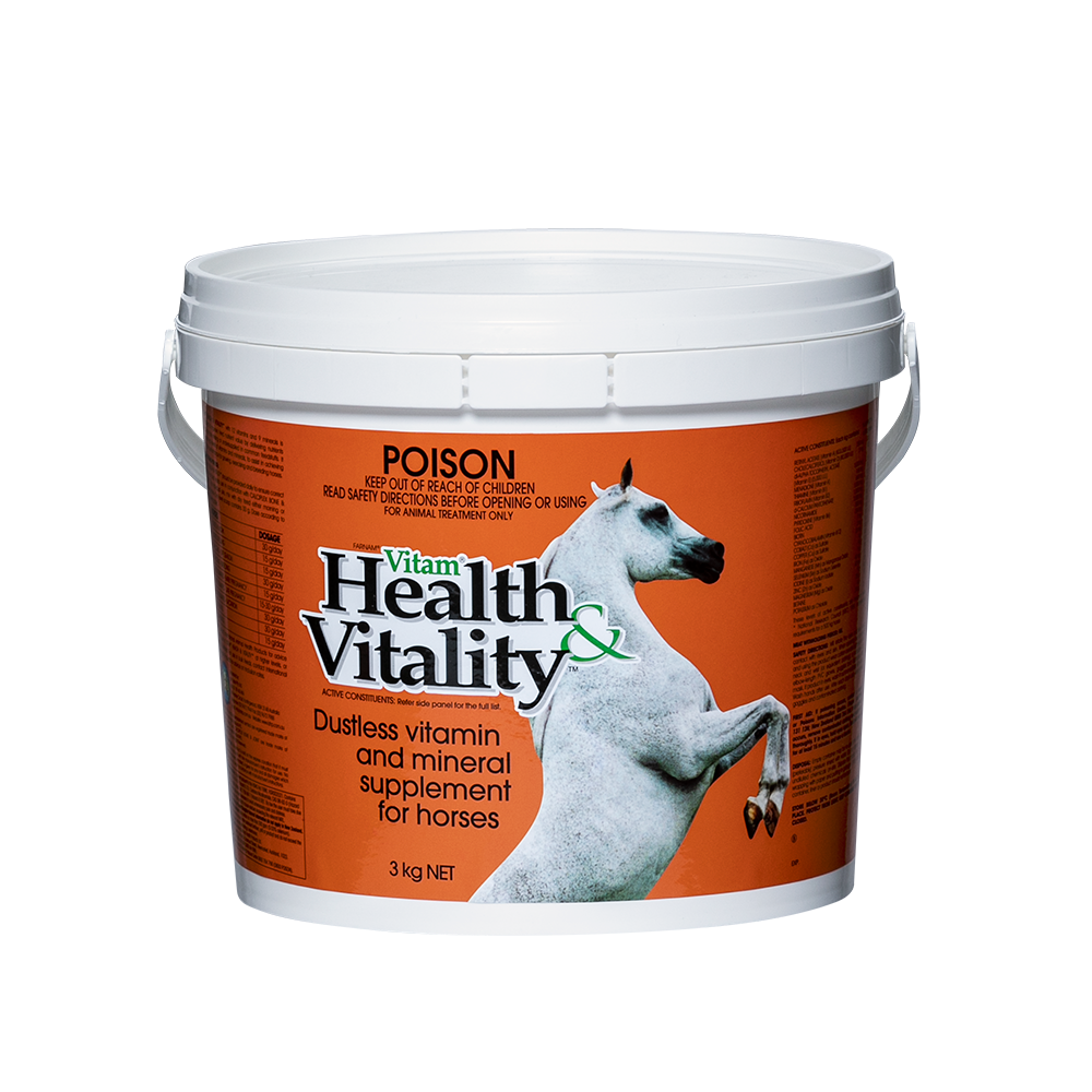 Vitam 3kg Horse Vitamin & Mineral Supplement in Container with White Horse
